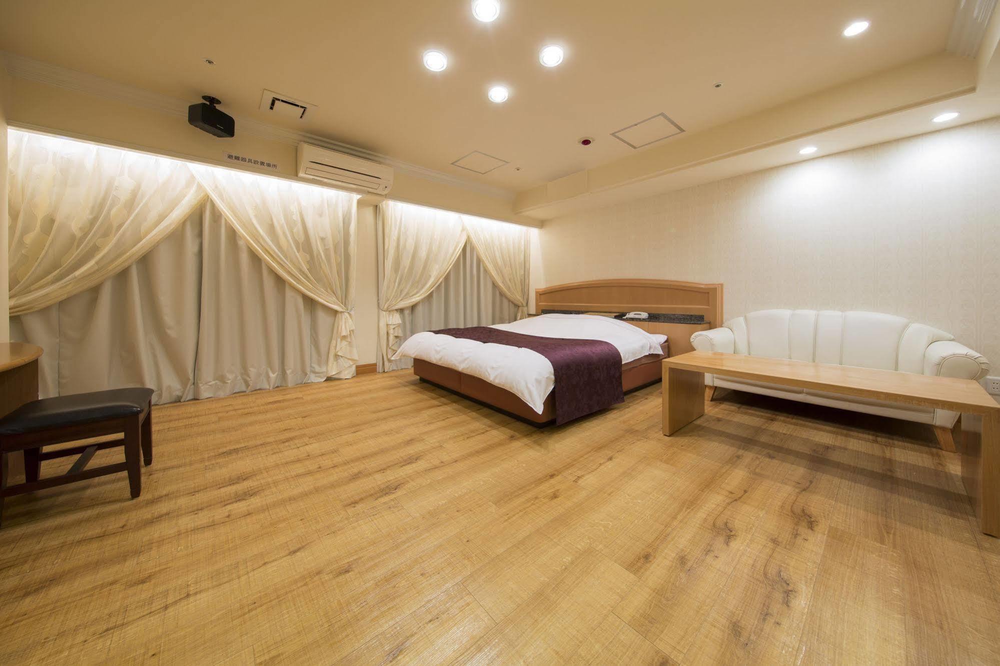 Hotel Alps (Adults Only) Osaka Exteriör bild